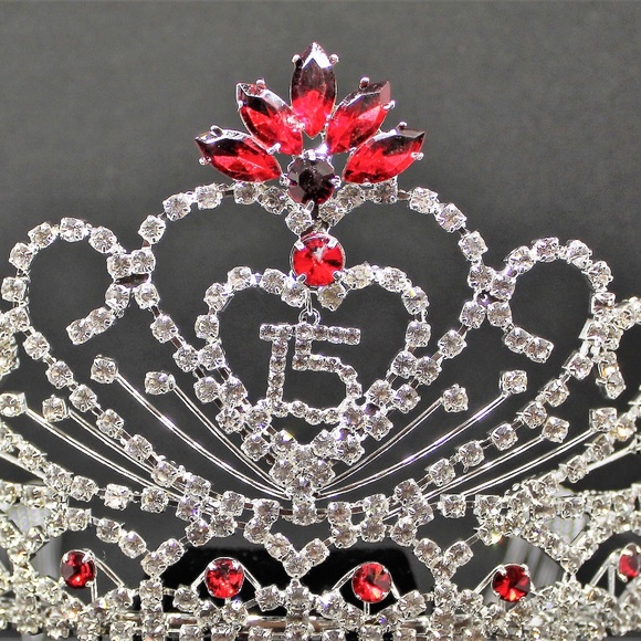 - Sweet 15 Tiara - Picture 1 of 4